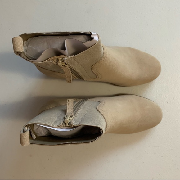 Violet & Red Size 6 Tan Suede Leather Loaded Knit Cuff Bootie Boots NWT - Picture 17 of 17